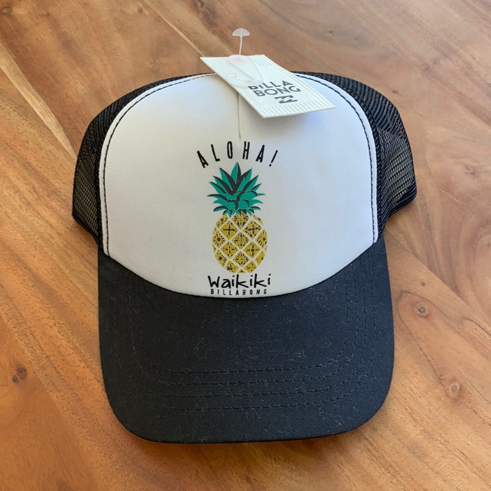 Brand new SnapBack. Brought it back from Waikiki, Oahu!